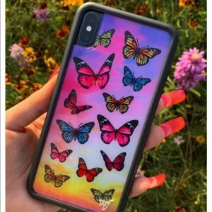 Wildflower xs max case
